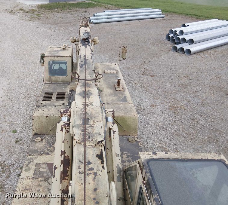 image for item DU3617 P&H T-250 crane