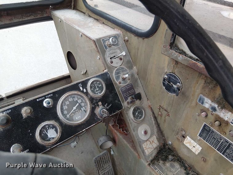 image for item DU3617 P&H T-250 crane