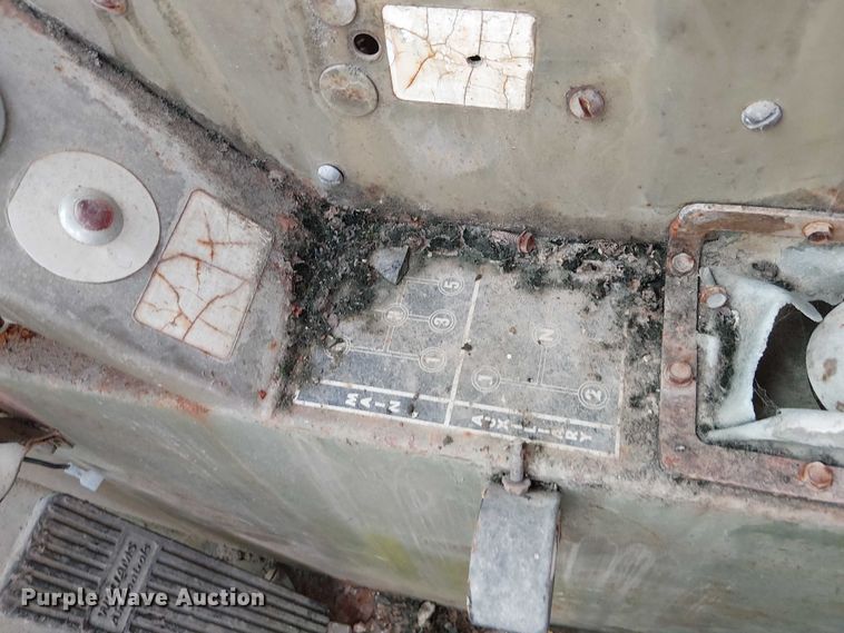 image for item DU3617 P&H T-250 crane