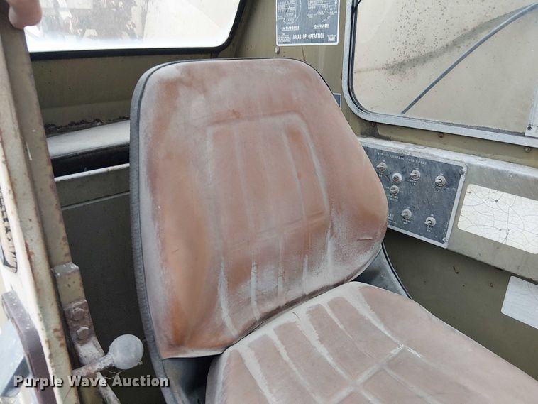 image for item DU3617 P&H T-250 crane