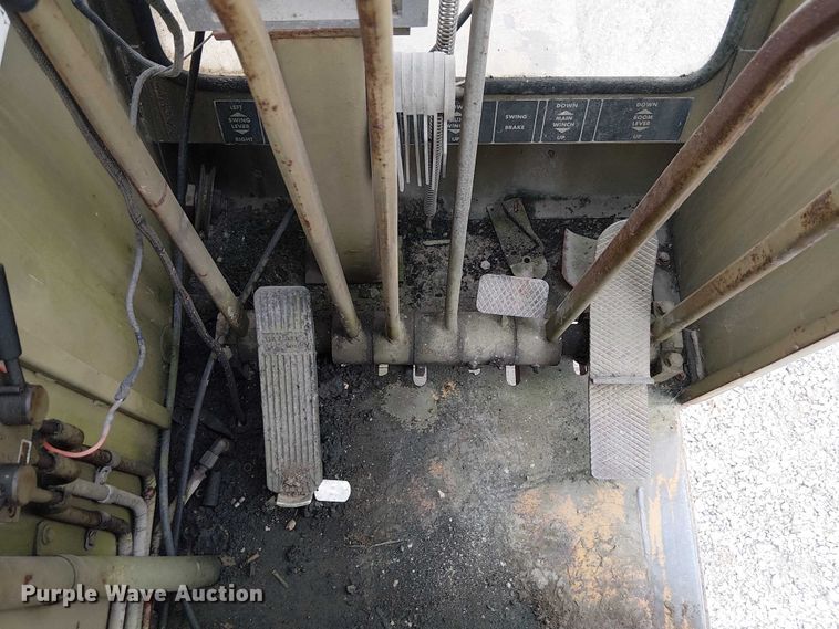 image for item DU3617 P&H T-250 crane