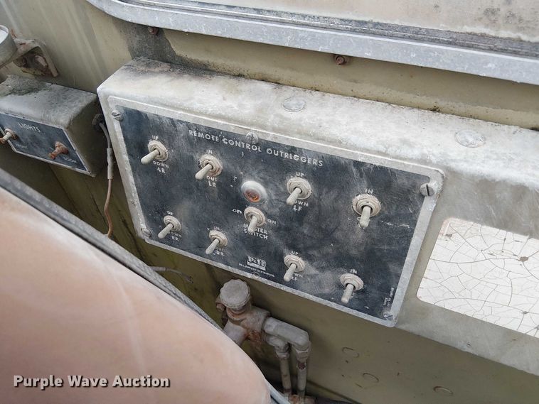 image for item DU3617 P&H T-250 crane