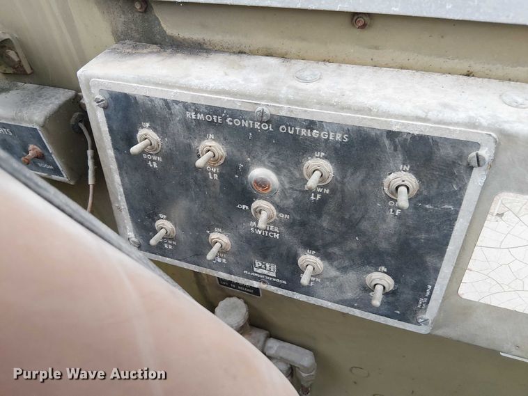 image for item DU3617 P&H T-250 crane