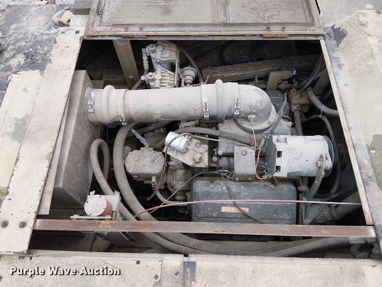 image for item DU3617 P&H T-250 crane