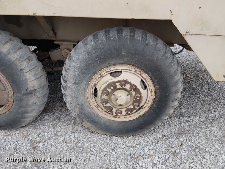 image for item DU3617 P&H T-250 crane