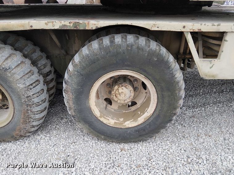 image for item DU3617 P&H T-250 crane