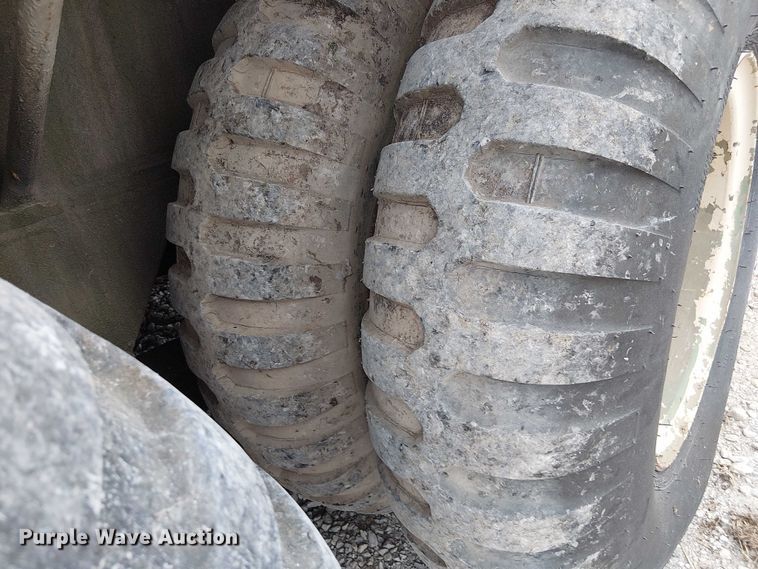 image for item DU3617 P&H T-250 crane