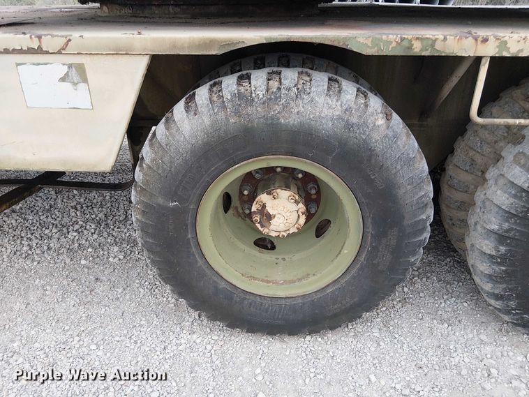 image for item DU3617 P&H T-250 crane