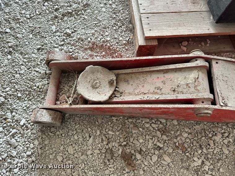 image for item DU3618 Coats 40-40SA tire machine