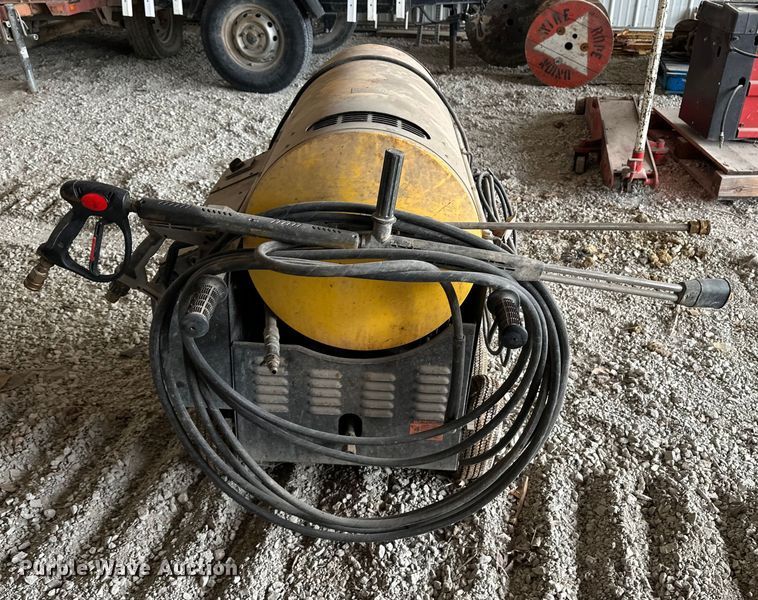 image for item DU3620 Landa HOT2-1500D hot pressure washer