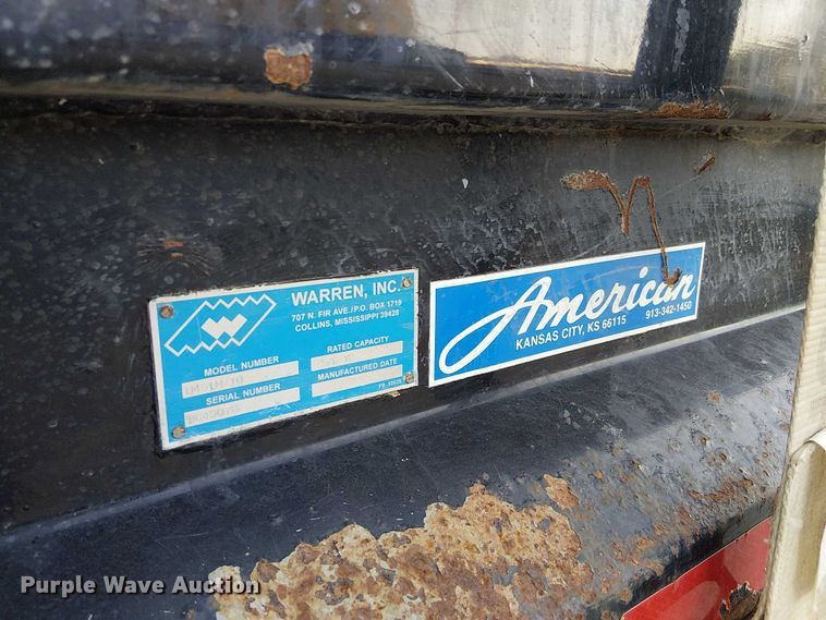 image for item DU3636 2002 International 4700 dump truck