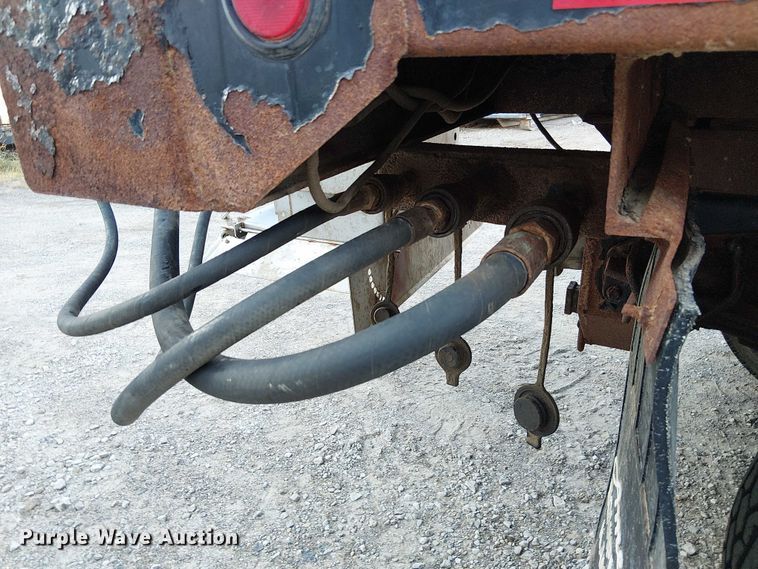 image for item DU3636 2002 International 4700 dump truck