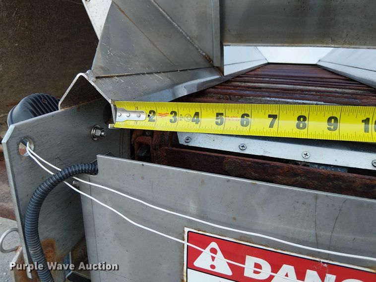 image for item DU3636 2002 International 4700 dump truck