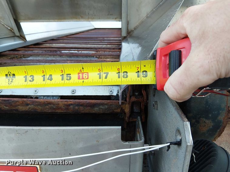 image for item DU3636 2002 International 4700 dump truck