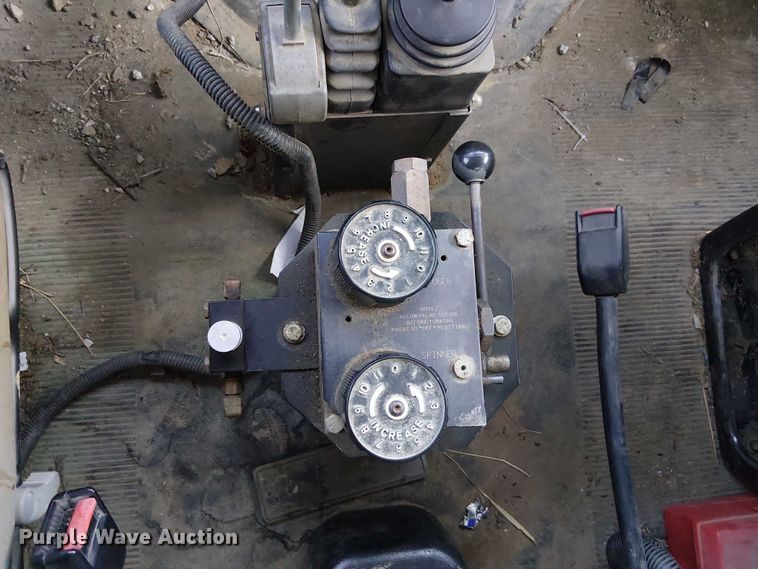 image for item DU3636 2002 International 4700 dump truck