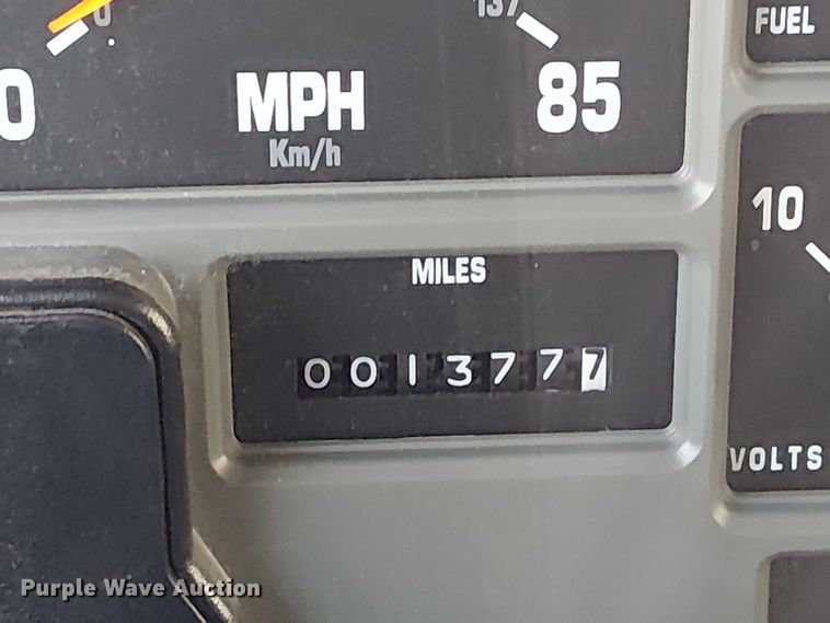 image for item DU3636 2002 International 4700 dump truck