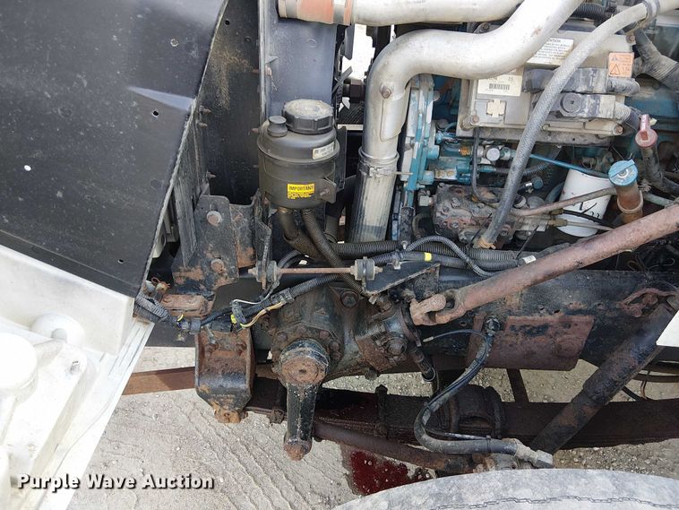 image for item DU3636 2002 International 4700 dump truck