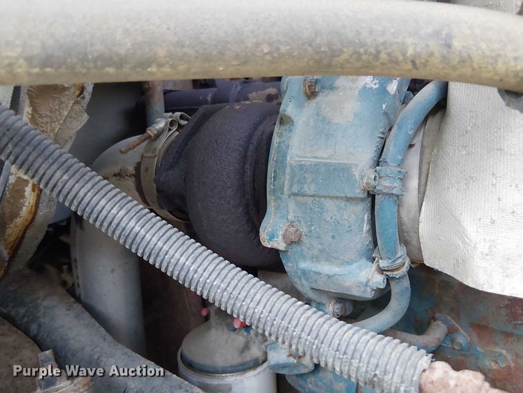 image for item DU3636 2002 International 4700 dump truck