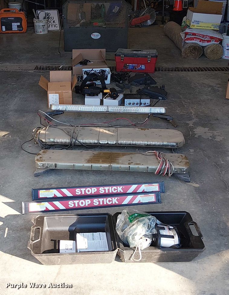 image for item DU3638 Emergency lights  