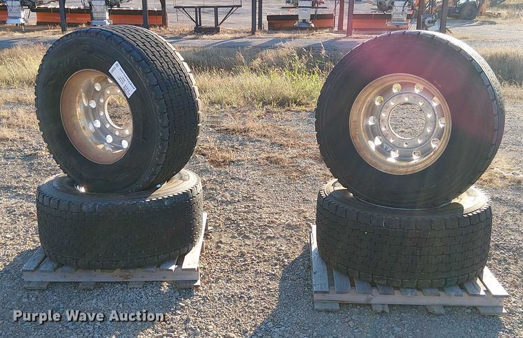 image for item DU3651 (4) Michelin 455/55R22.5 tires and wheels