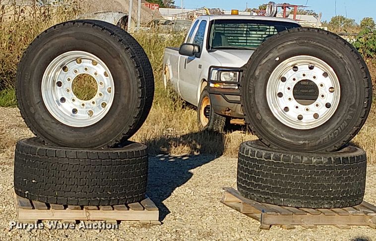 image for item DU3651 (4) Michelin 455/55R22.5 tires and wheels