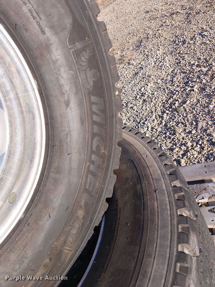 image for item DU3651 (4) Michelin 455/55R22.5 tires and wheels