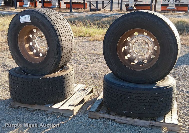 image for item DU3652 (4) Michelin 455/55R22.5 tires and wheels