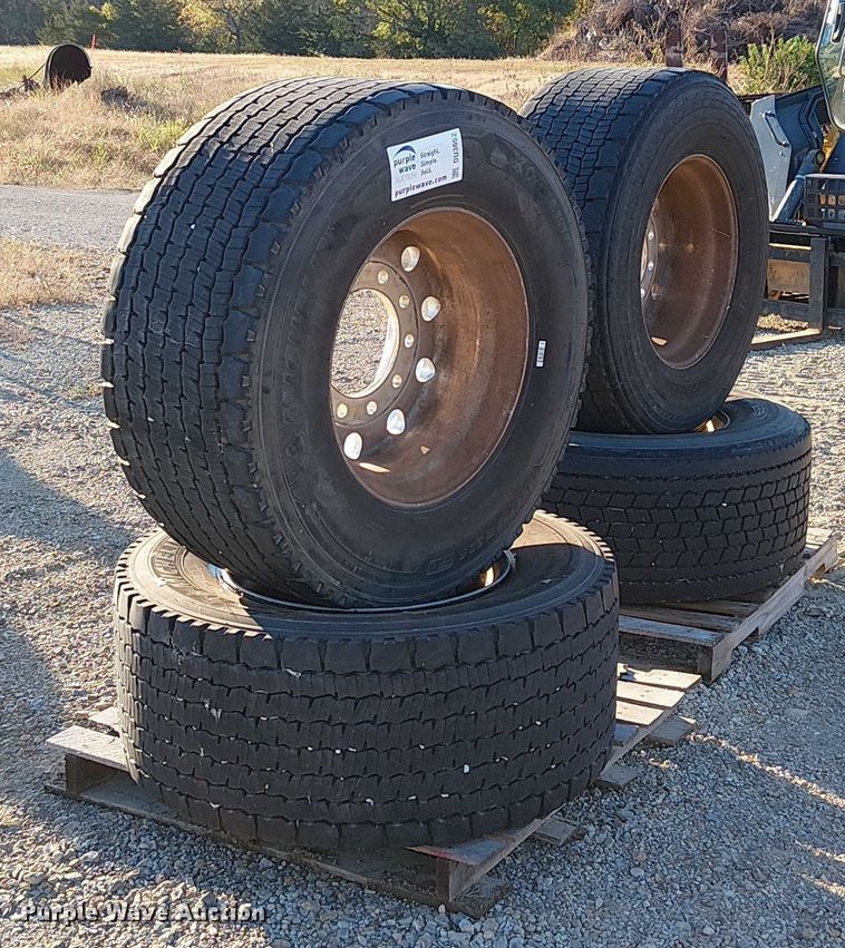 image for item DU3652 (4) Michelin 455/55R22.5 tires and wheels