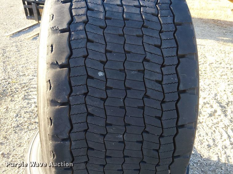 image for item DU3652 (4) Michelin 455/55R22.5 tires and wheels