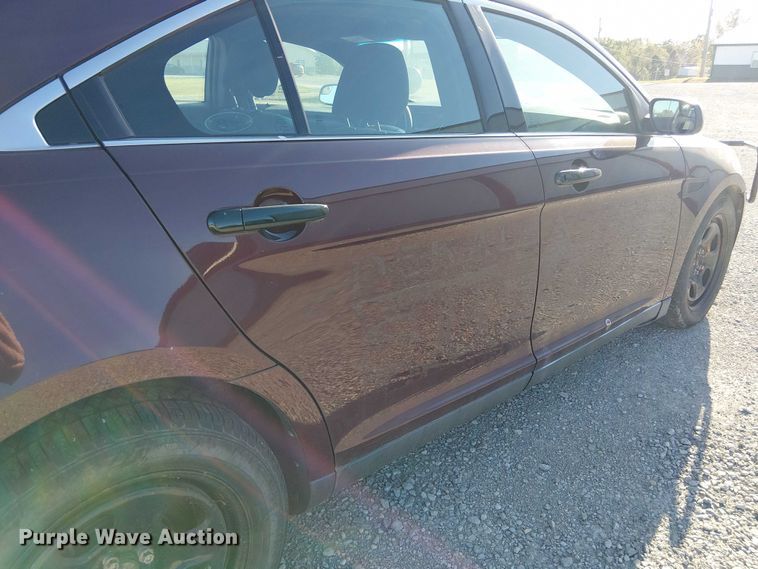 image for item DU3667 2013 Ford Taurus Police Interceptor 