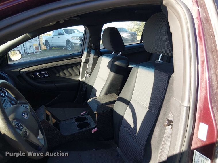 image for item DU3667 2013 Ford Taurus Police Interceptor 