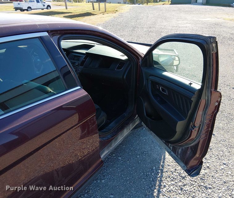 image for item DU3667 2013 Ford Taurus Police Interceptor 