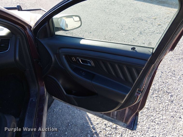 image for item DU3667 2013 Ford Taurus Police Interceptor 