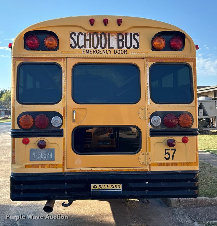 image for item DV5006 2002 Chevrolet B7T school bus
