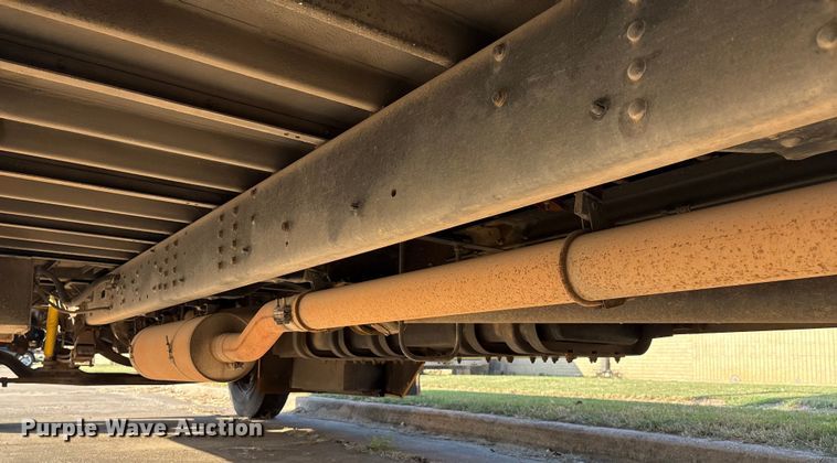 image for item DV5006 2002 Chevrolet B7T school bus