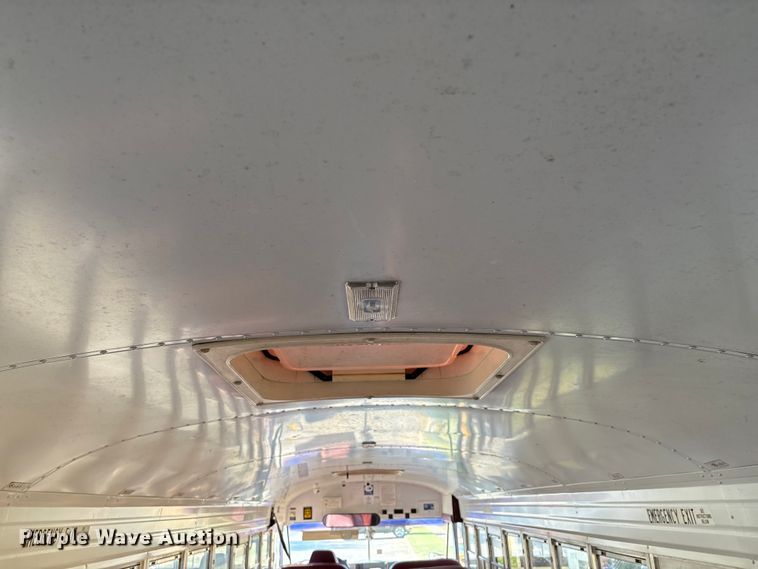 image for item DV5006 2002 Chevrolet B7T school bus