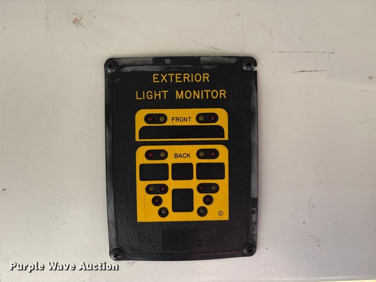 image for item DV5006 2002 Chevrolet B7T school bus