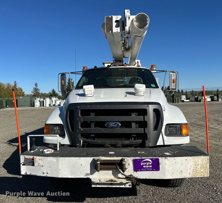 image for item DW4276 2009 Ford F750 Super Duty bucket truck