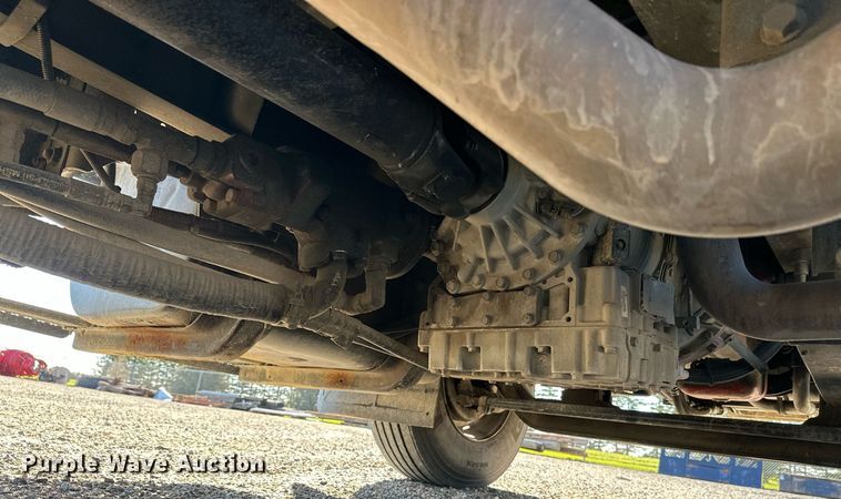 image for item DW4276 2009 Ford F750 Super Duty bucket truck