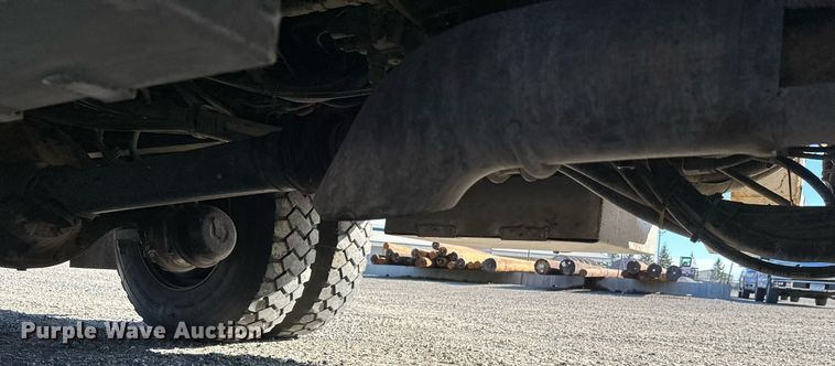 image for item DW4276 2009 Ford F750 Super Duty bucket truck