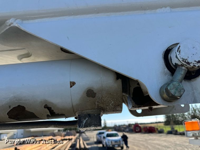 image for item DW4276 2009 Ford F750 Super Duty bucket truck