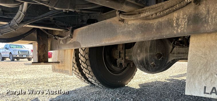 image for item DW4276 2009 Ford F750 Super Duty bucket truck