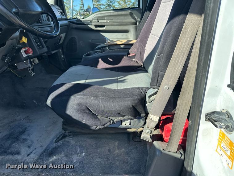 image for item DW4276 2009 Ford F750 Super Duty bucket truck