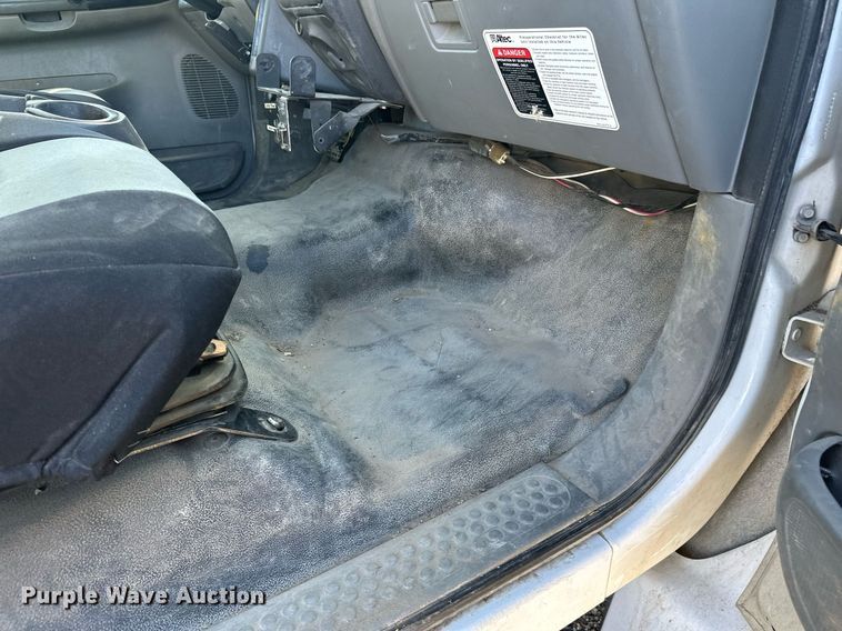 image for item DW4276 2009 Ford F750 Super Duty bucket truck