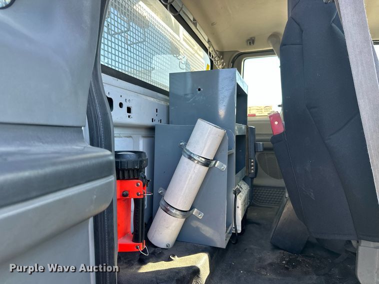 image for item DW4276 2009 Ford F750 Super Duty bucket truck