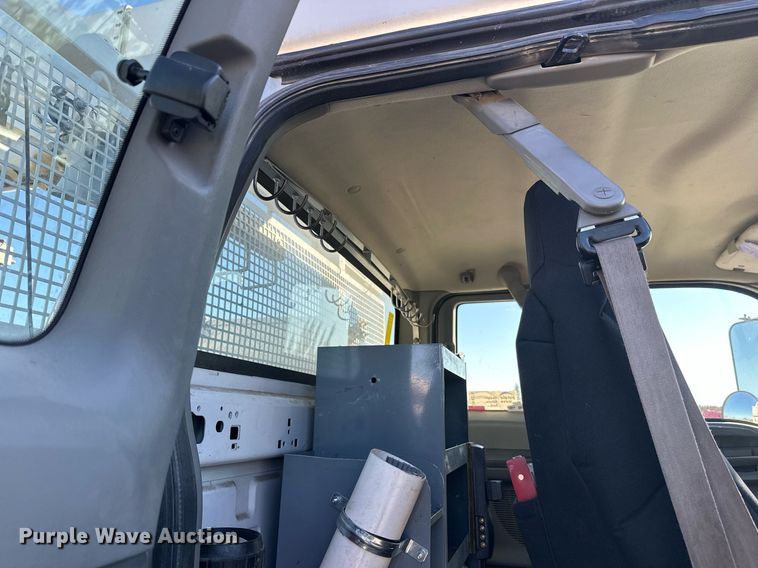 image for item DW4276 2009 Ford F750 Super Duty bucket truck
