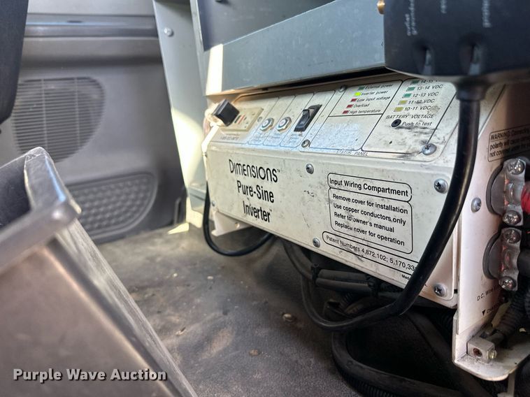 image for item DW4276 2009 Ford F750 Super Duty bucket truck