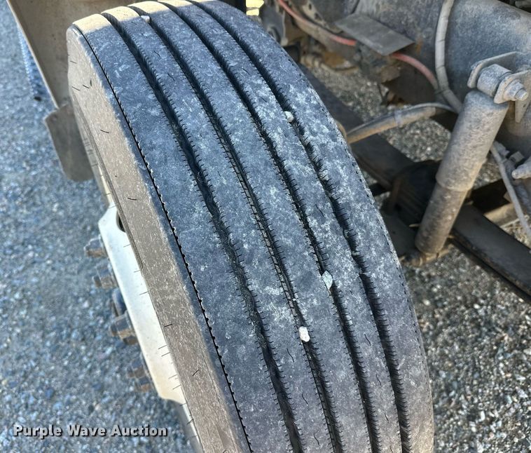 image for item DW4276 2009 Ford F750 Super Duty bucket truck