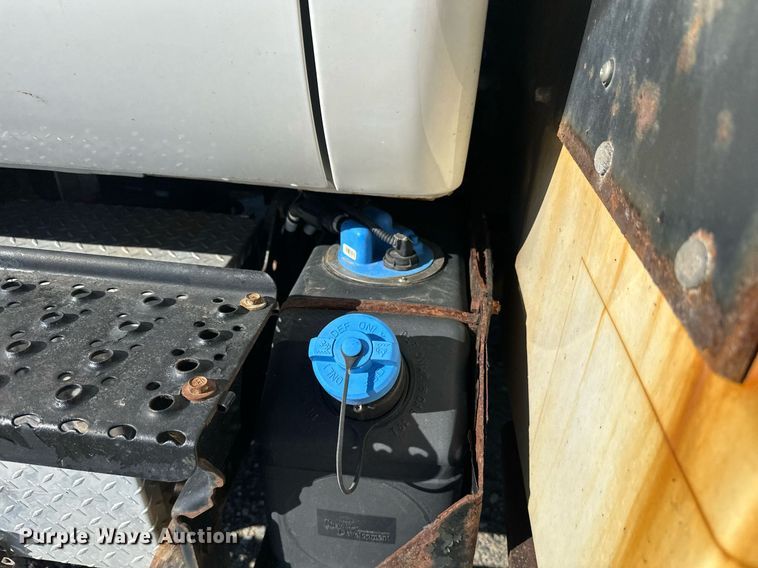 image for item DW4277 2013 Ford F750 Super Duty bucket truck