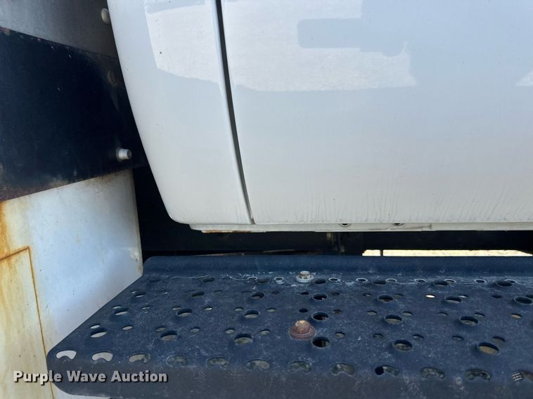 image for item DW4277 2013 Ford F750 Super Duty bucket truck